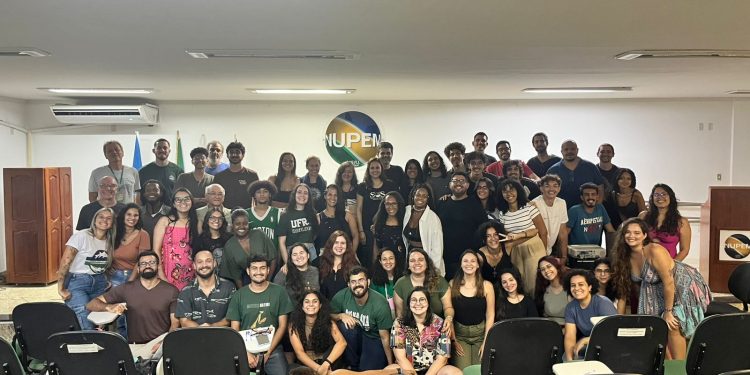 Uma carta de nossas editoras